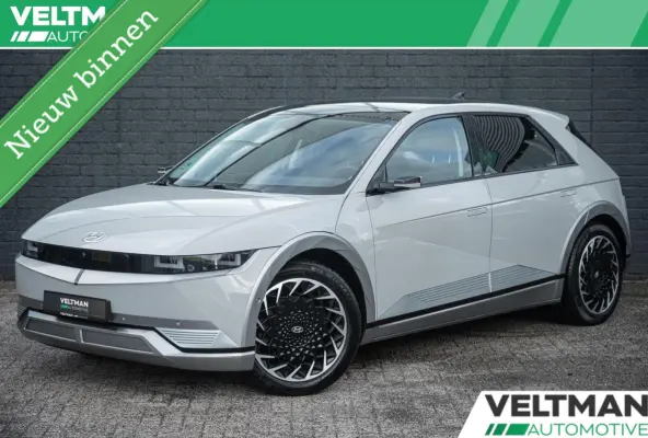 Lounge AWD 77.4 kWh 100& SOH PANO TREKHAAK LEDER