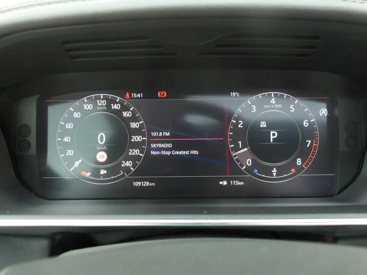 3.0 P400 HST | Carbon | Alcantara hemel | Meridian | Panoramadak | Head-up display | Adapative Cruise Control | Dodehoek ​detectie | Trekhaak | Luchtvering | Apple-/Android Carplay | Stoel