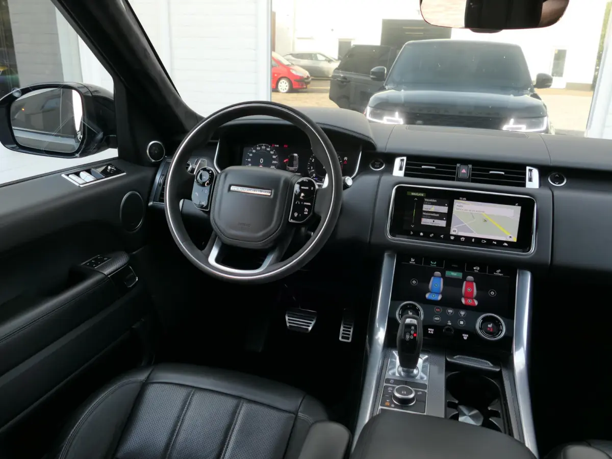 3.0 P400 HST | Carbon | Alcantara hemel | Meridian | Panoramadak | Head-up display | Adapative Cruise Control | Dodehoek ​detectie | Trekhaak | Luchtvering | Apple-/Android Carplay | Stoel
