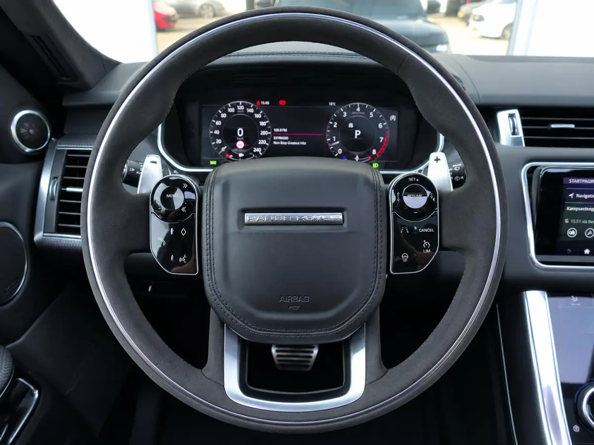3.0 P400 HST | Carbon | Alcantara hemel | Meridian | Panoramadak | Head-up display | Adapative Cruise Control | Dodehoek ​detectie | Trekhaak | Luchtvering | Apple-/Android Carplay | Stoel