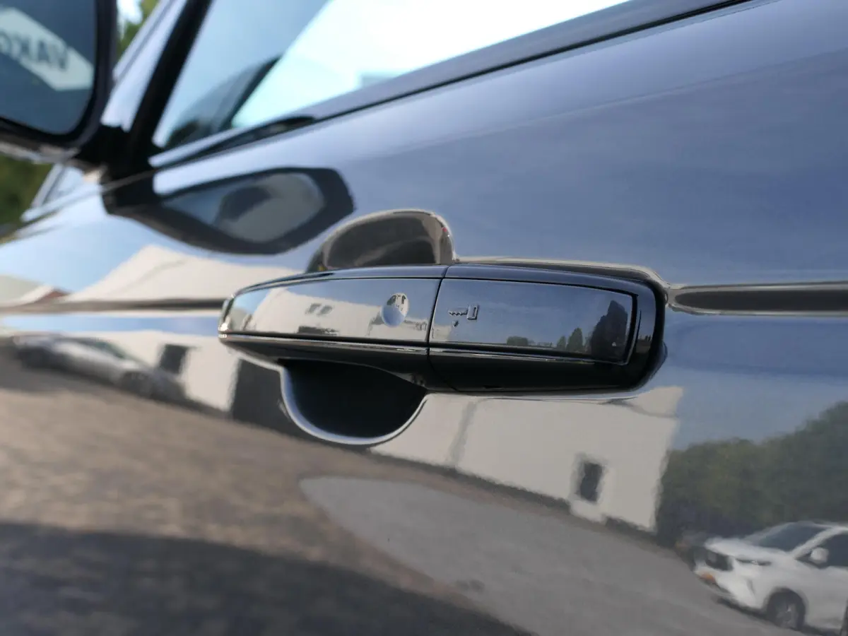 3.0 P400 HST | Carbon | Alcantara hemel | Meridian | Panoramadak | Head-up display | Adapative Cruise Control | Dodehoek ​detectie | Trekhaak | Luchtvering | Apple-/Android Carplay | Stoel