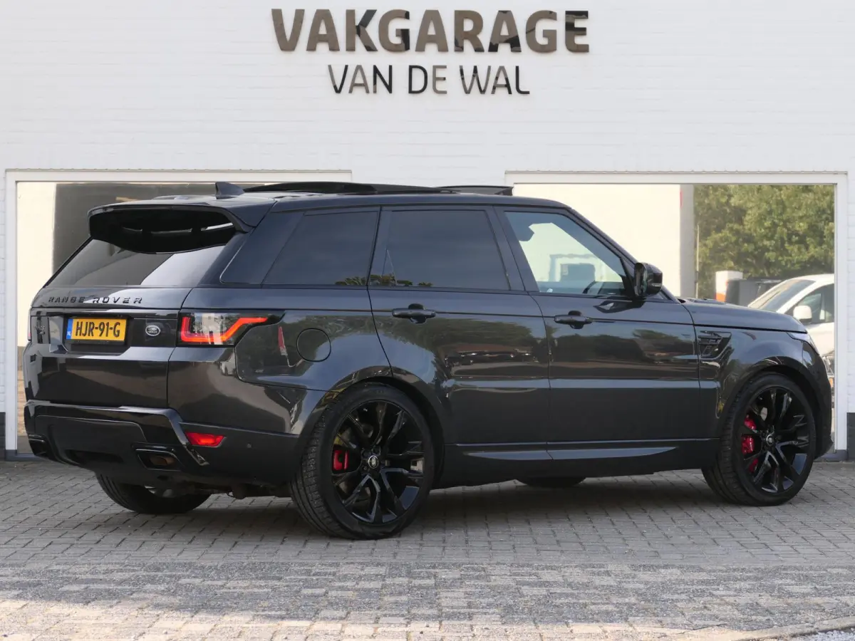 3.0 P400 HST | Carbon | Alcantara hemel | Meridian | Panoramadak | Head-up display | Adapative Cruise Control | Dodehoek ​detectie | Trekhaak | Luchtvering | Apple-/Android Carplay | Stoel
