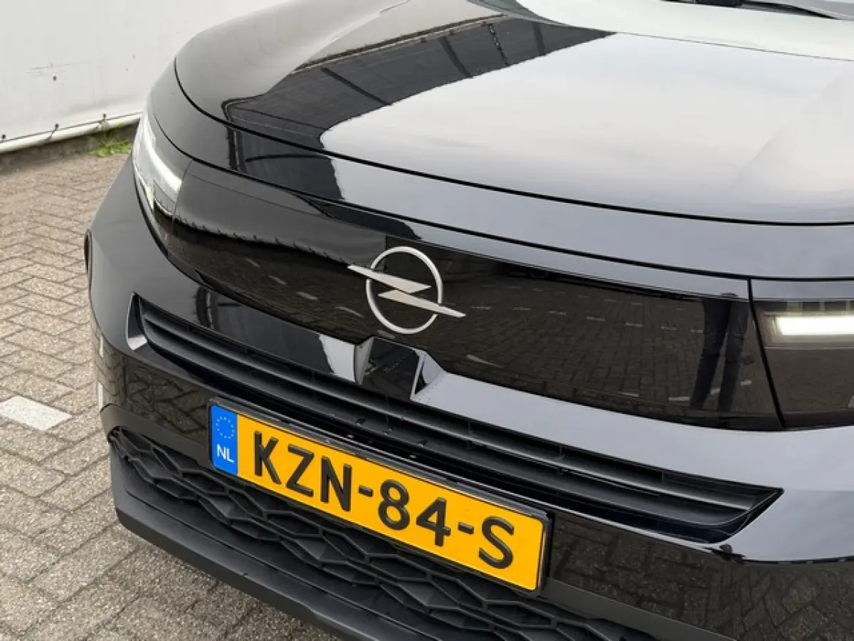 GS Edition met Navi/Camera, Stoel/Stuur/Voorruitverwarming, Climate Controle