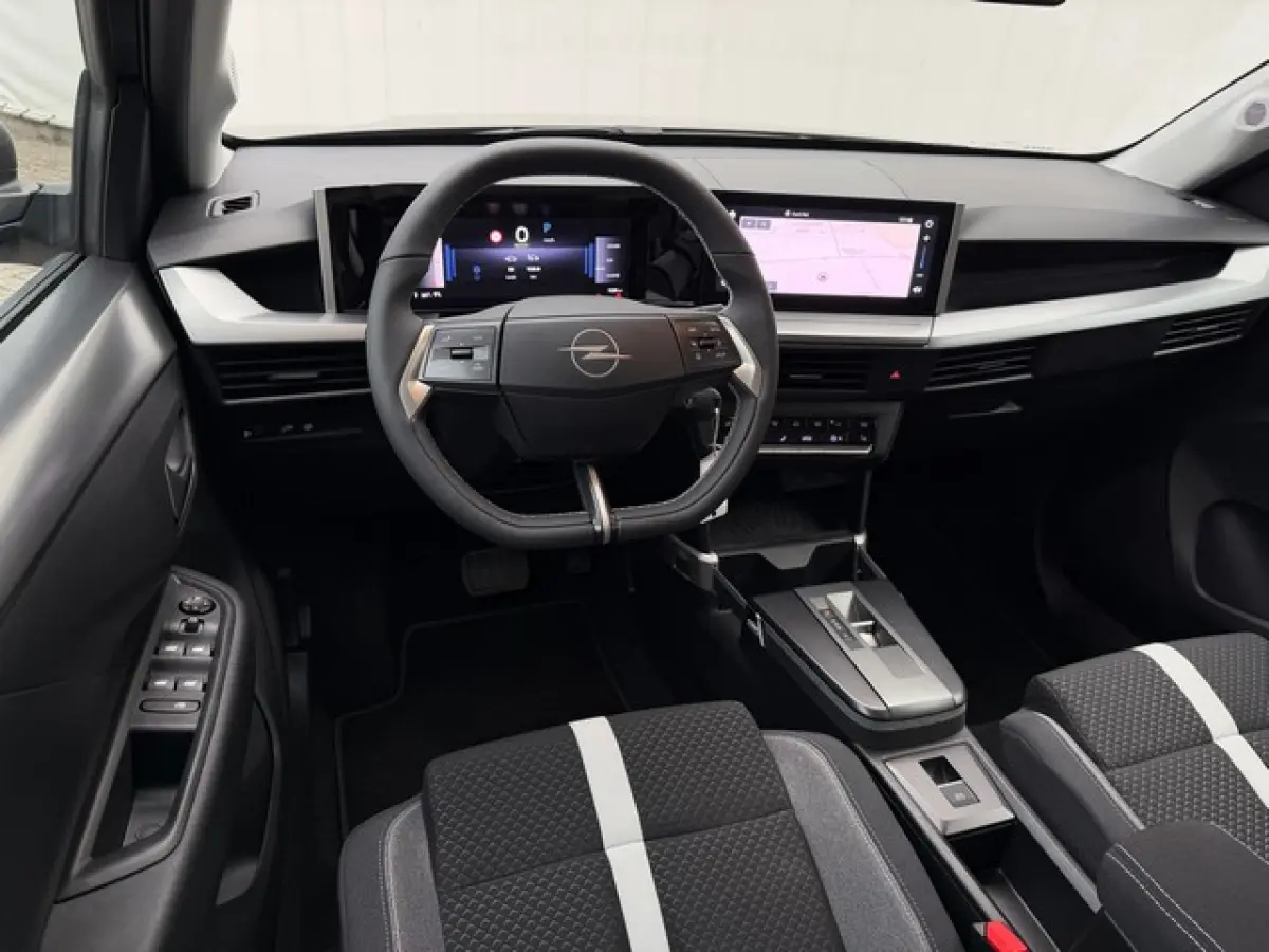 GS Edition met Navi/Camera, Stoel/Stuur/Voorruitverwarming, Climate Controle
