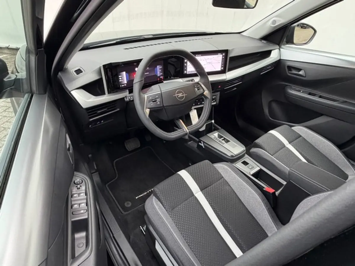 GS Edition met Navi/Camera, Stoel/Stuur/Voorruitverwarming, Climate Controle