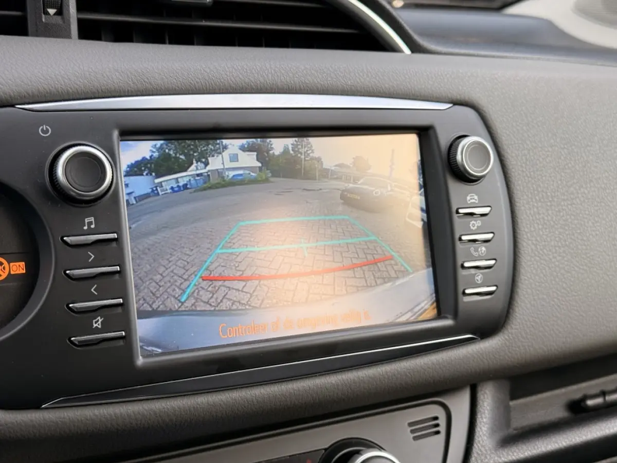 1.5 Hybrid Dynamic | Navi | Keyless | Camera