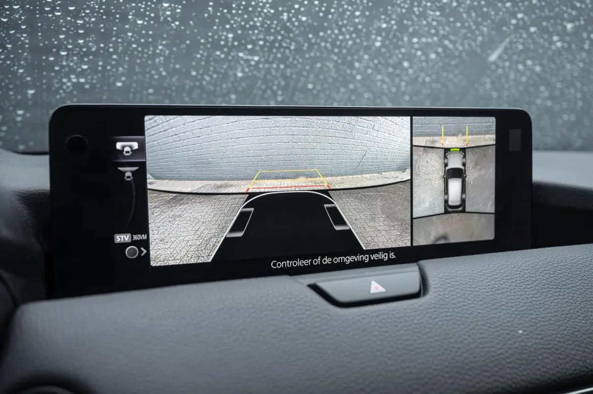 2.5 e-SkyActiv PHEV Homura PANORAMADAK TREKHAAK ADAPTIVE CRUISE 360CAMERA