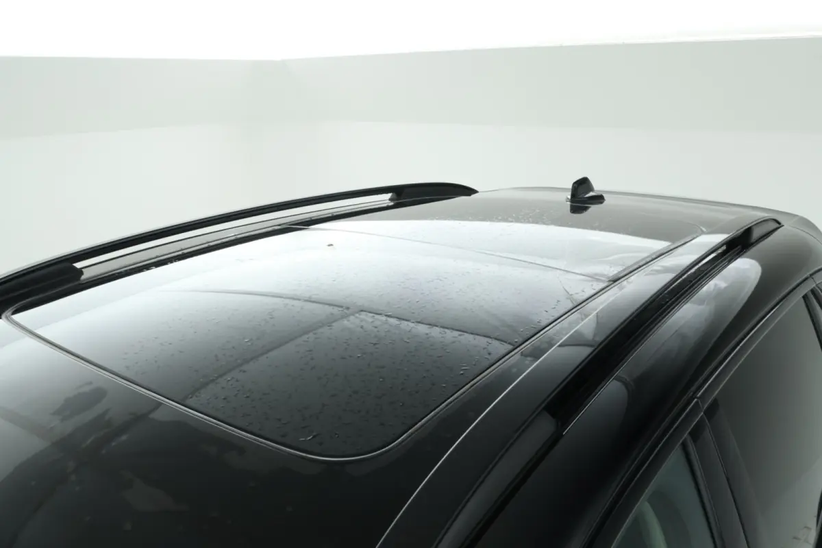 1.5 black pakket, 360 camera, climate,
