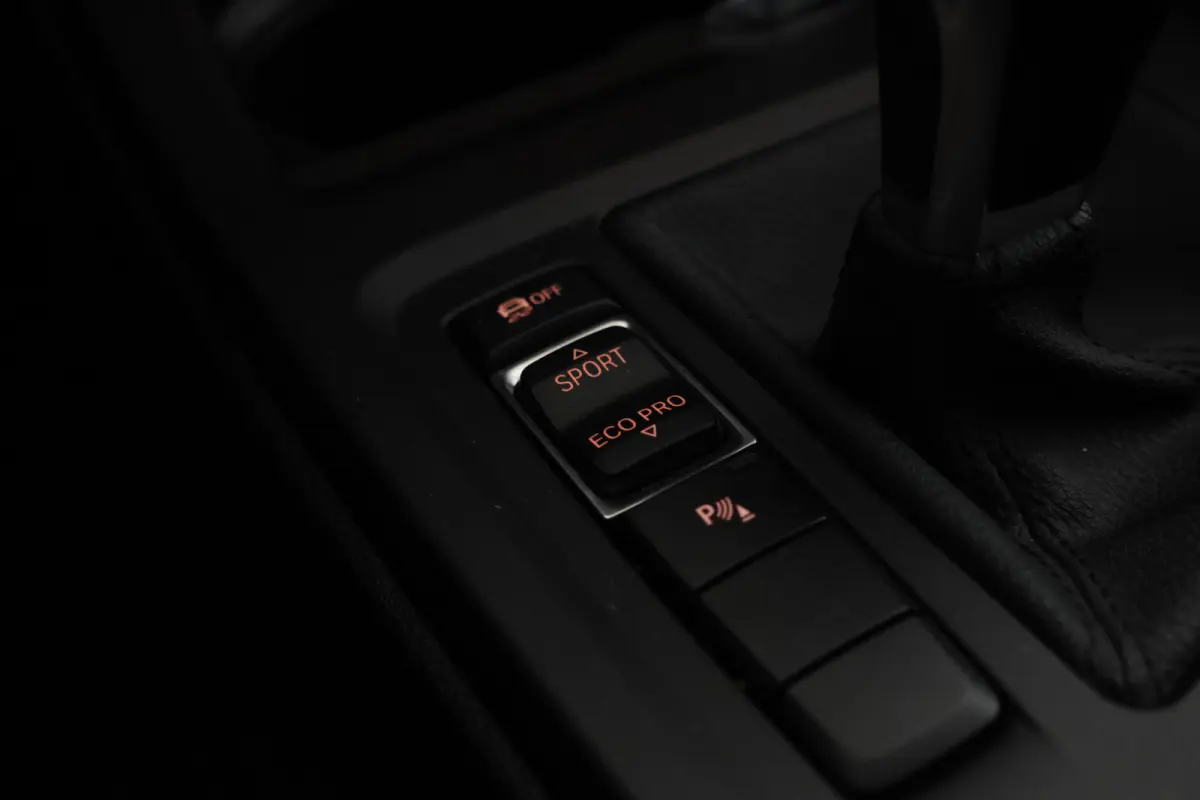 sDrive18d High Executive - Automaat, Panorama dak, Navigatie