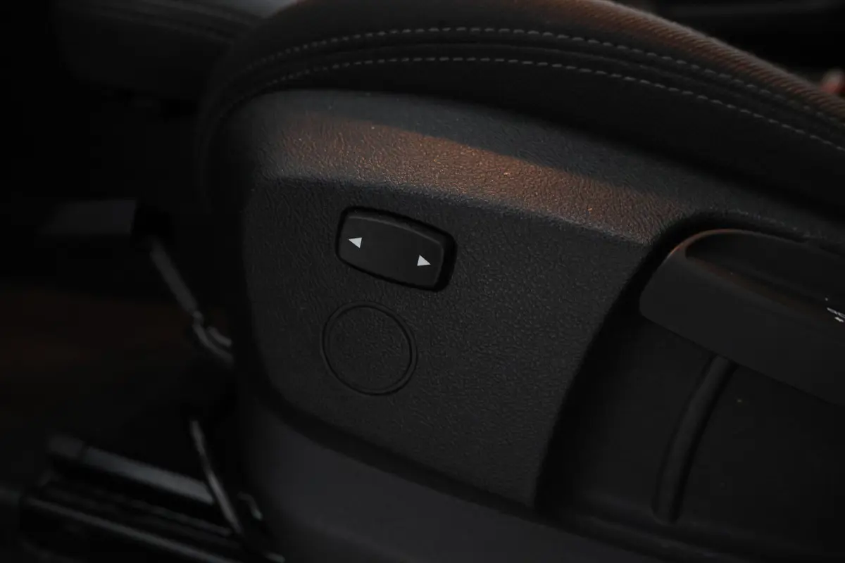 sDrive18d High Executive - Automaat, Panorama dak, Navigatie