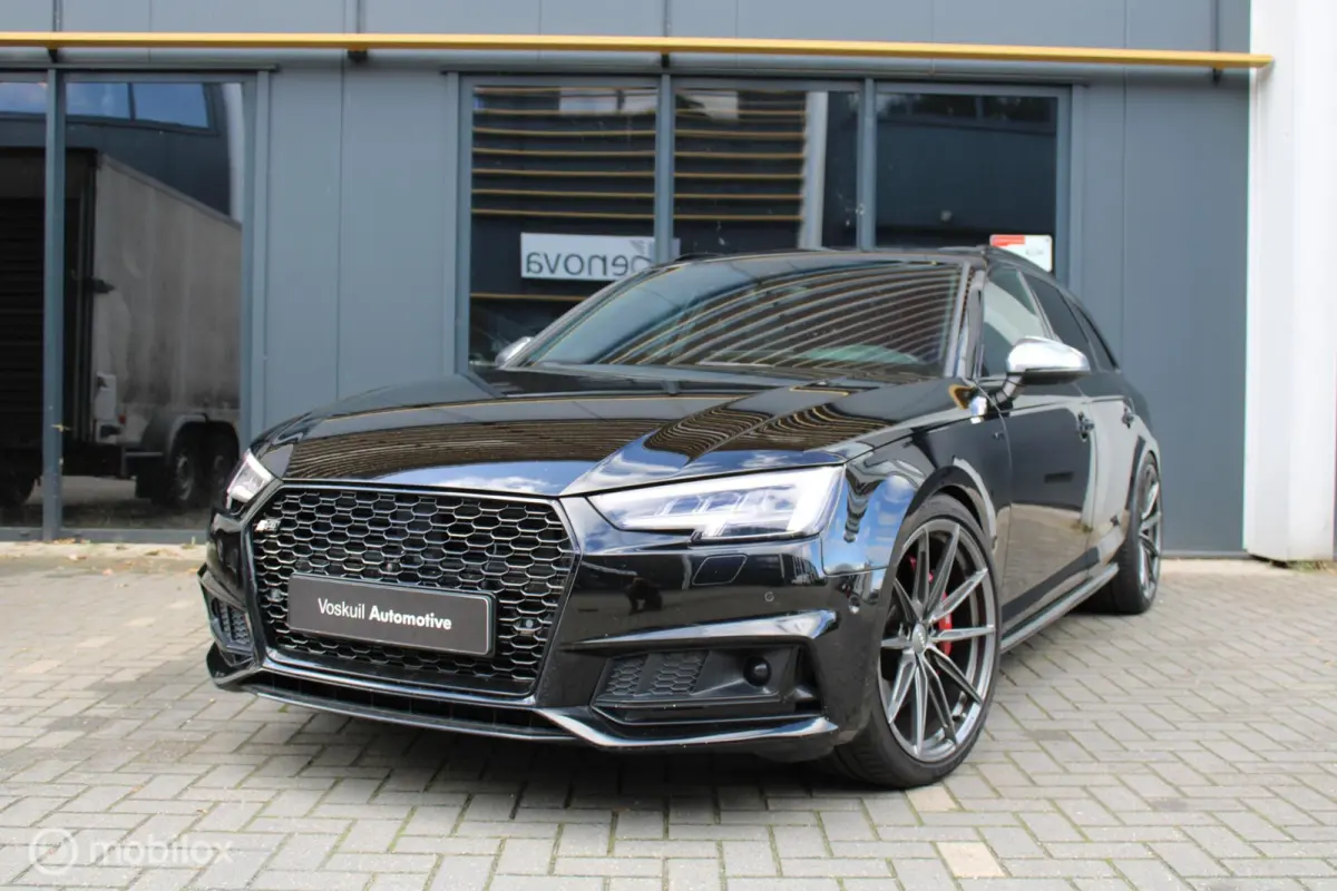 3.0 TFSI S4 quattro Pro Line Plus