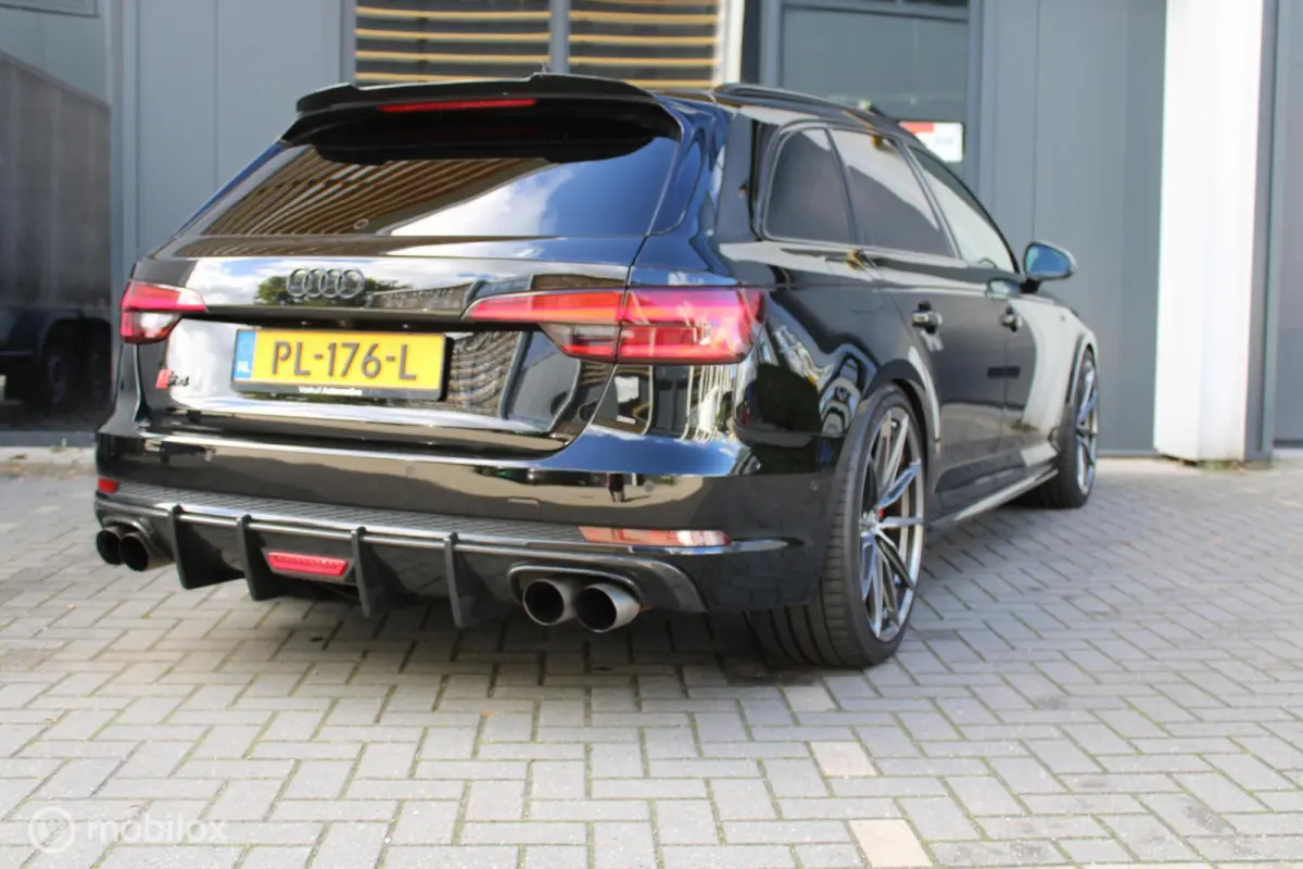 3.0 TFSI S4 quattro Pro Line Plus