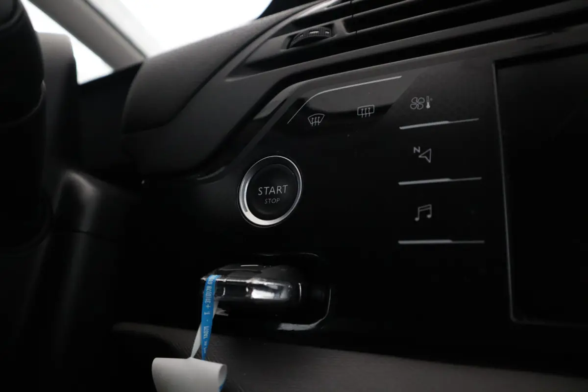 1.2 PureTech Live nieuwe motor! nieuwe motor!