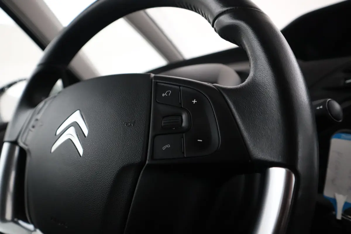 1.2 PureTech Live nieuwe motor! nieuwe motor!