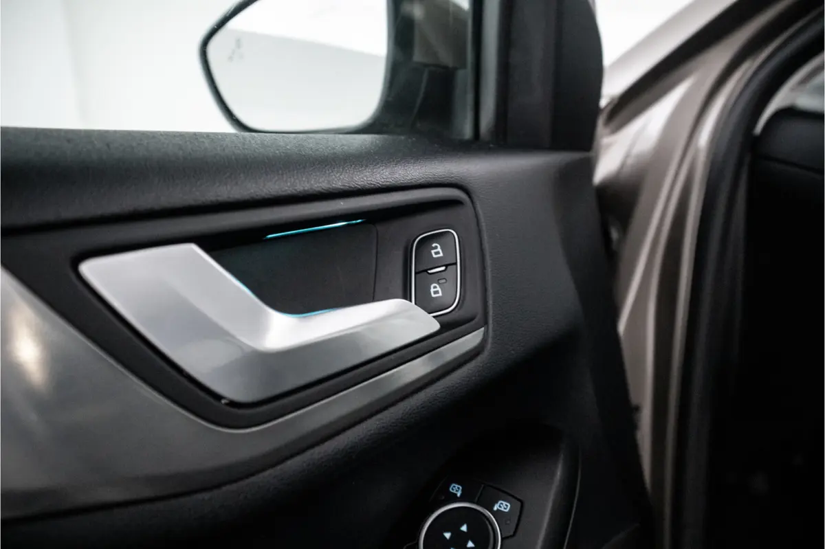 1.5 EcoBlue Titanium Business Navigatie, Trekhaak, Camera, Apple Carplay, Cruise Control