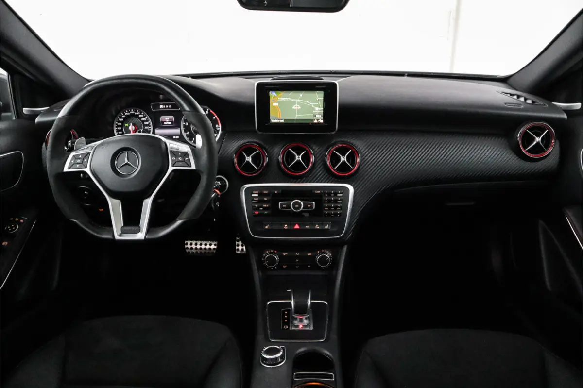AMG 45 4MATIC - Camera, Harman/Kardon, Navigatie,