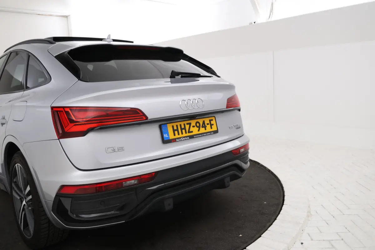 55 TFSI e S edition Electrische trekhaak, Apple carplay / Android auto, Panorama dak, S line!