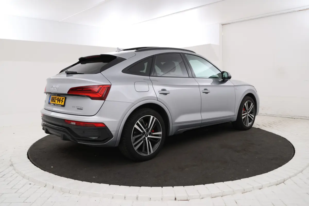 55 TFSI e S edition Electrische trekhaak, Apple carplay / Android auto, Panorama dak, S line!