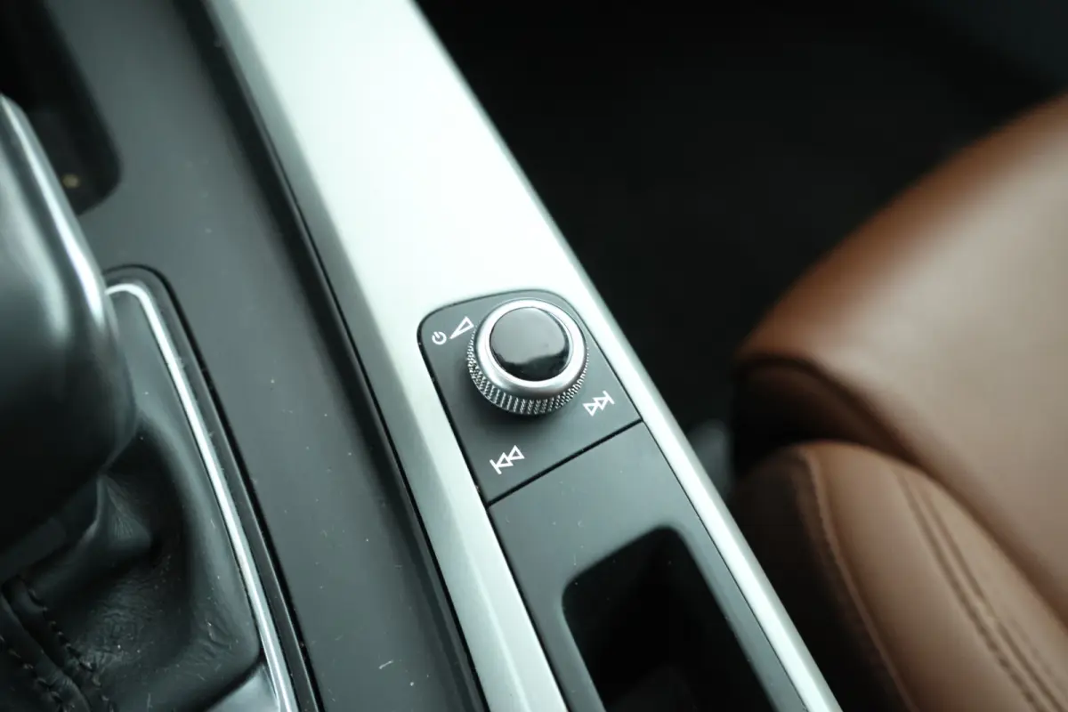 35 TDI S edition 136PK Virtual, Leder, Climate,