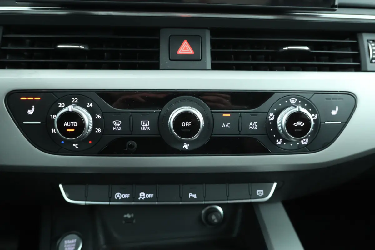 35 TDI S edition 136PK Virtual, Leder, Climate,