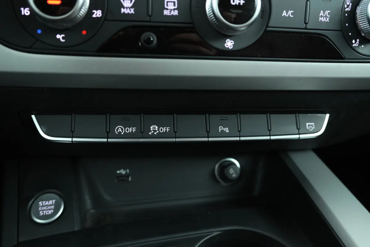35 TDI S edition 136PK Virtual, Leder, Climate,