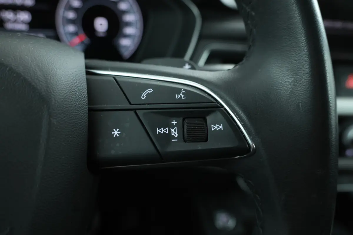 35 TDI S edition 136PK Virtual, Leder, Climate,
