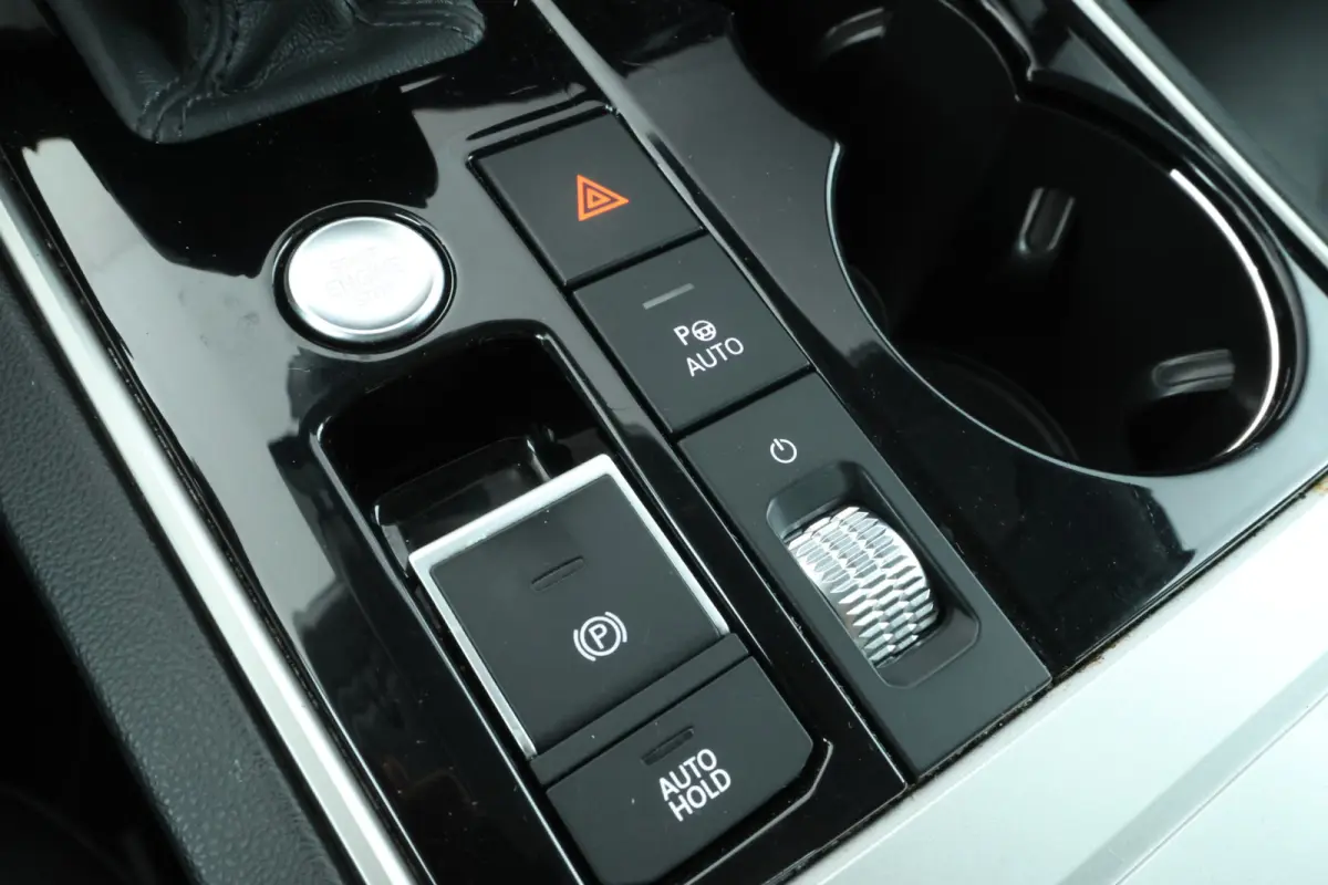 3.0 TSi eHybrid 4MOTION FULL BLACK! Navi, leer,
