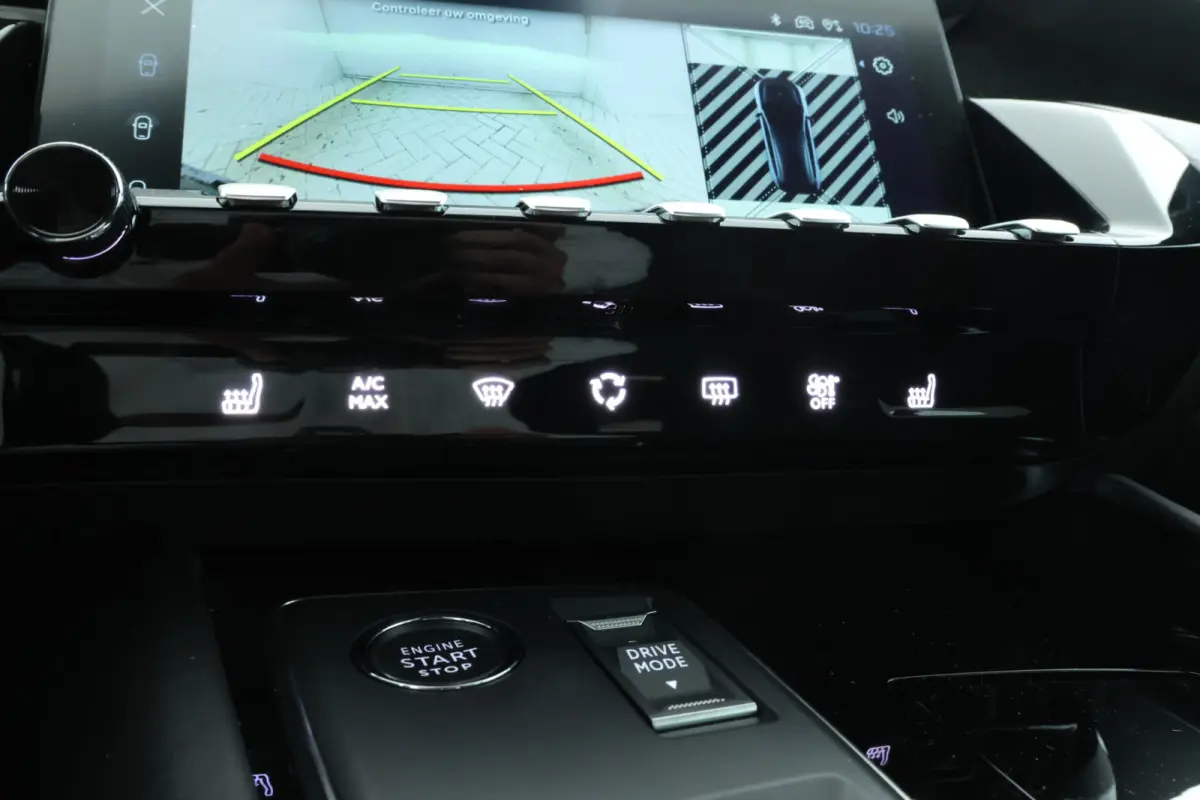 1.5 BlueHDI Allure Automaat, Digital dash! halfleder, climate,