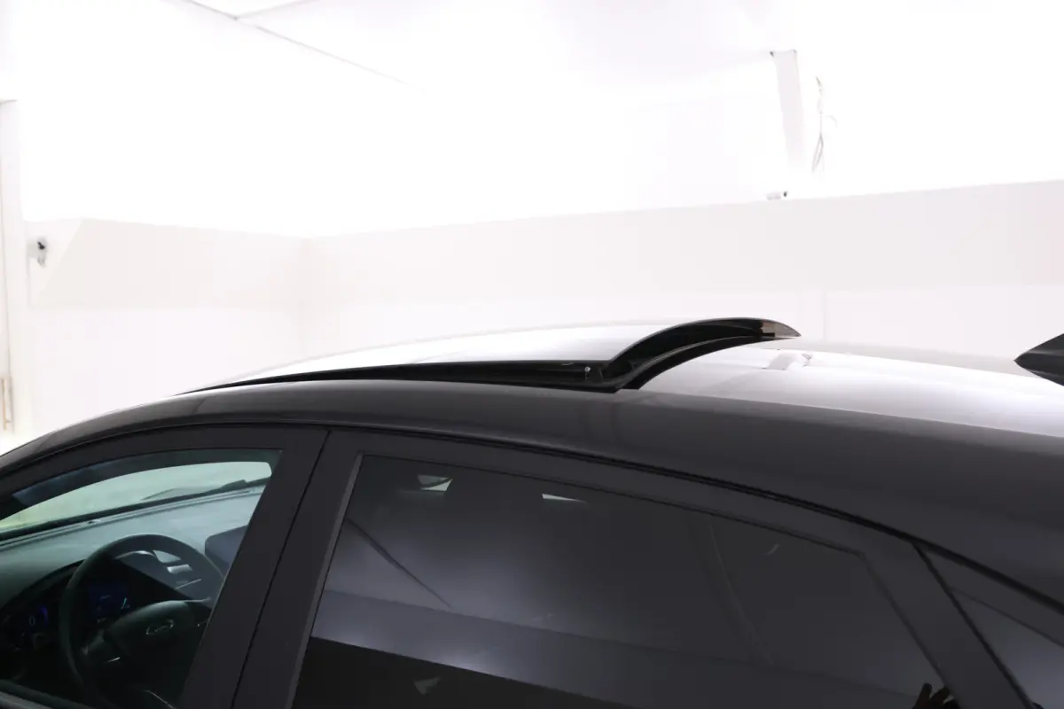 1.5 TDCI St-line Uniek!, Panorama, Spoilers, Navi, Apple carplay etc. etc.