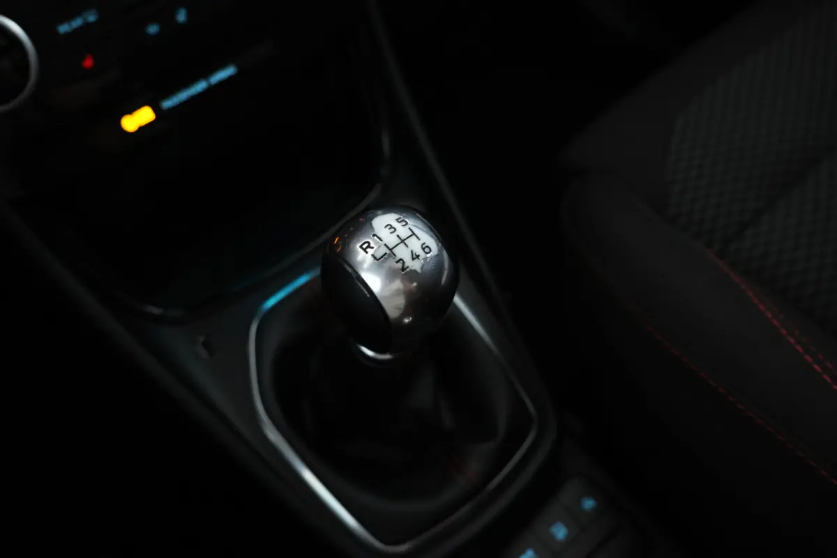 1.5 TDCI St-line Uniek!, Panorama, Spoilers, Navi, Apple carplay etc. etc.