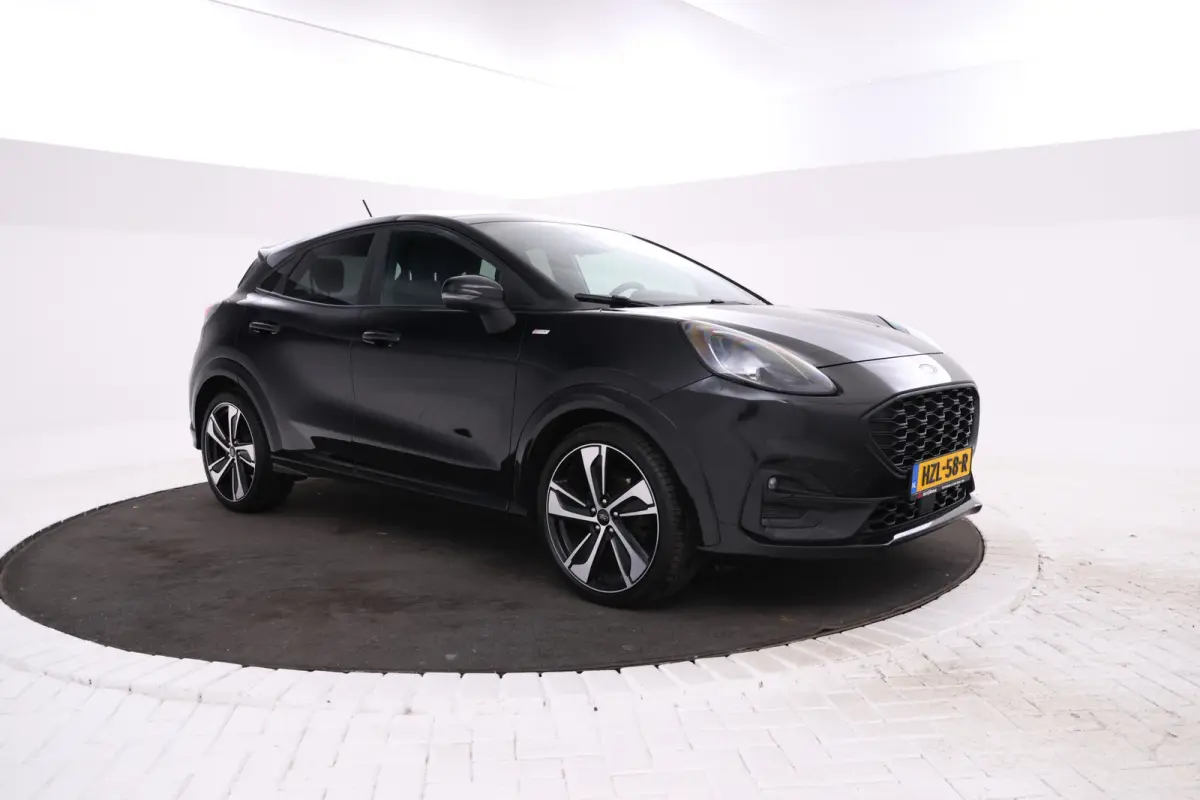 1.5 TDCI St-line Uniek!, Panorama, Spoilers, Navi, Apple carplay etc. etc.