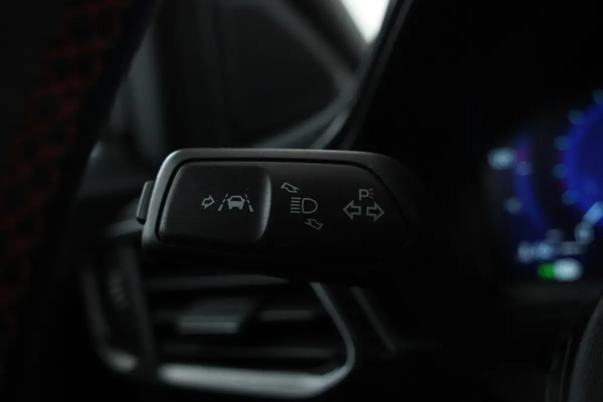 1.5 TDCI St-line Uniek!, Panorama, Spoilers, Navi, Apple carplay etc. etc.