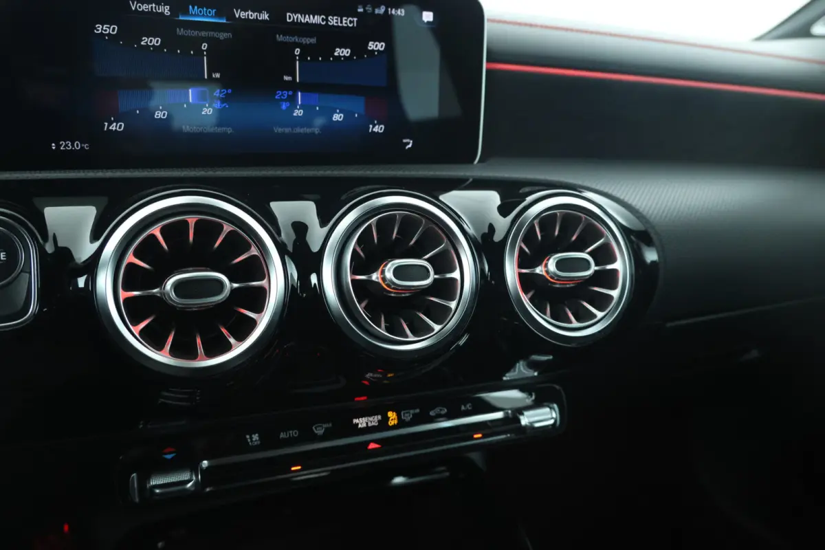 AMG 45 S 4MATIC+ 422Pk, Navigatie, Climate