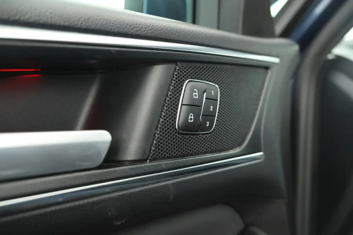 2.0 TDCi Titanium 7p. 7 Persoons, Navigatie, Leer, Climate, Trekhaak