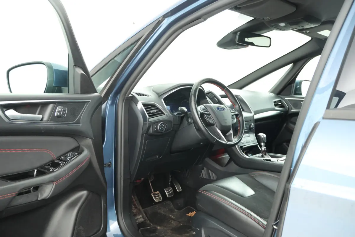 2.0 TDCi Titanium 7p. 7 Persoons, Navigatie, Leer, Climate, Trekhaak