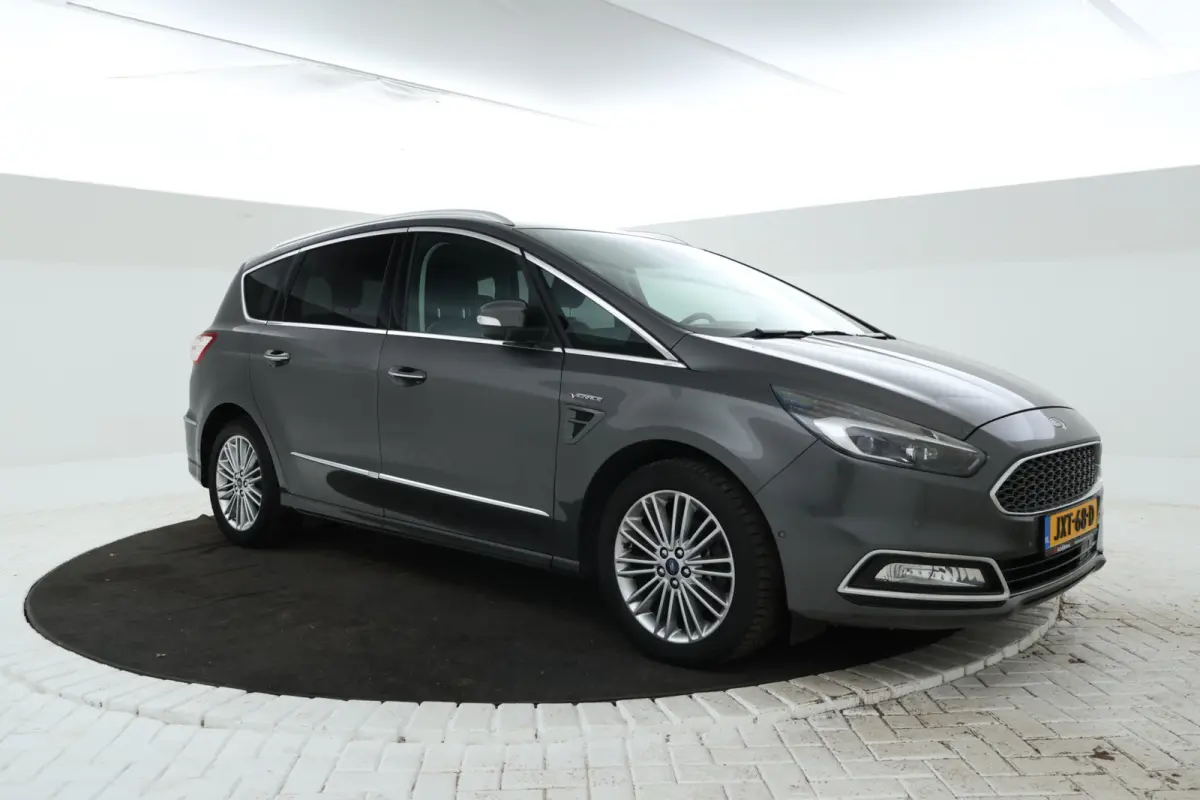 2.0 EcoBlue Bi-Turbo Vignale 177Pk, Navigatie, Leer, Climate,