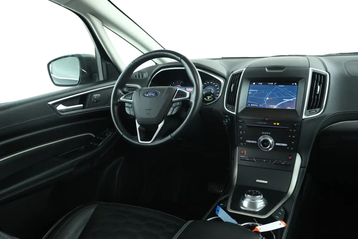 2.0 EcoBlue Bi-Turbo Vignale 177Pk, Navigatie, Leer, Climate,