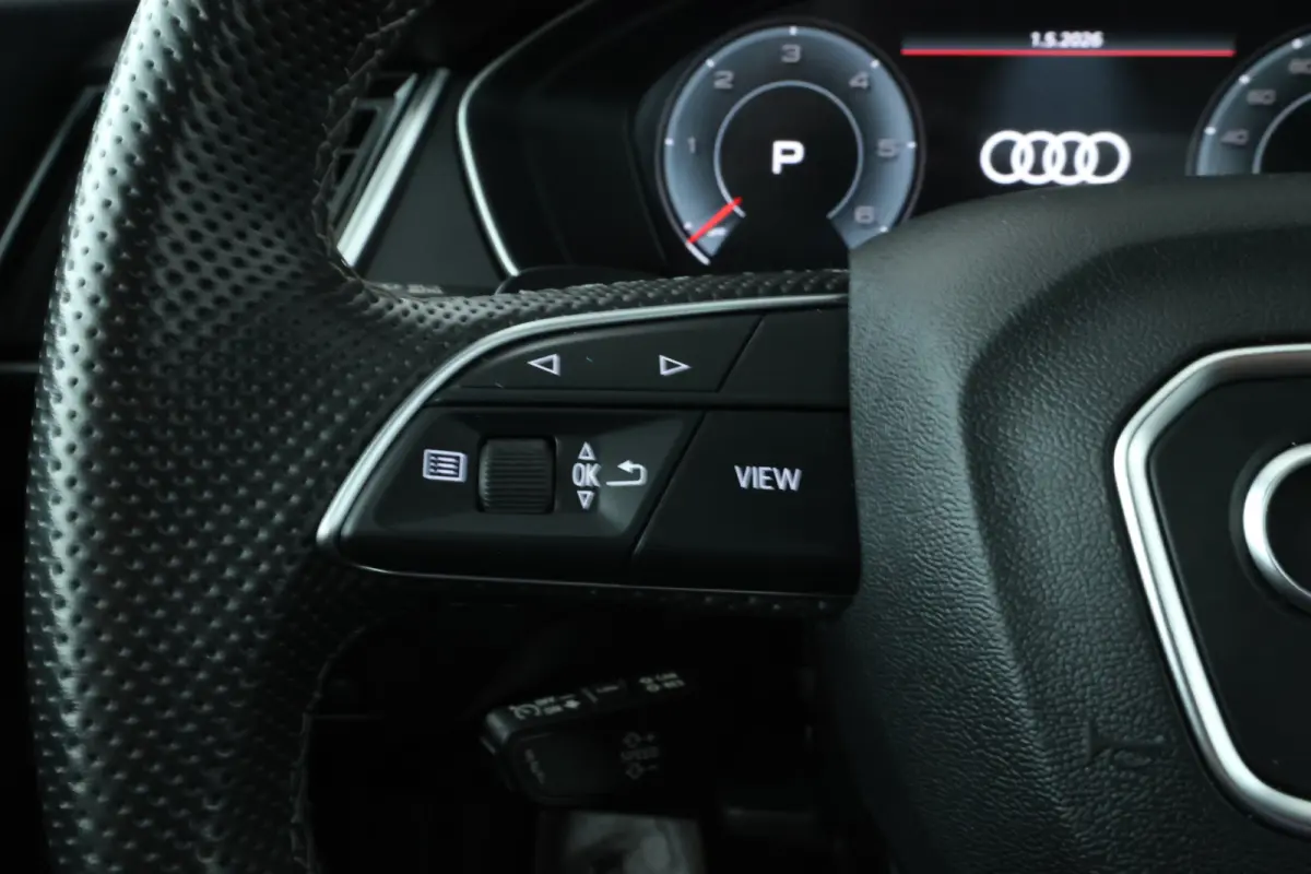 30 TDI Design Stoelverwamring V/A, el schuif-/kanteldak, Trekhaak etc etc
