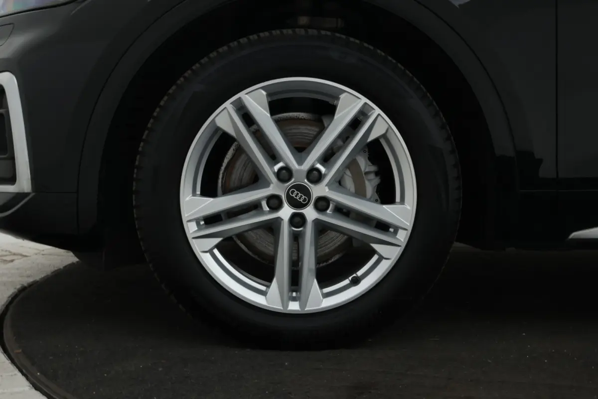 30 TDI Design Stoelverwamring V/A, el schuif-/kanteldak, Trekhaak etc etc