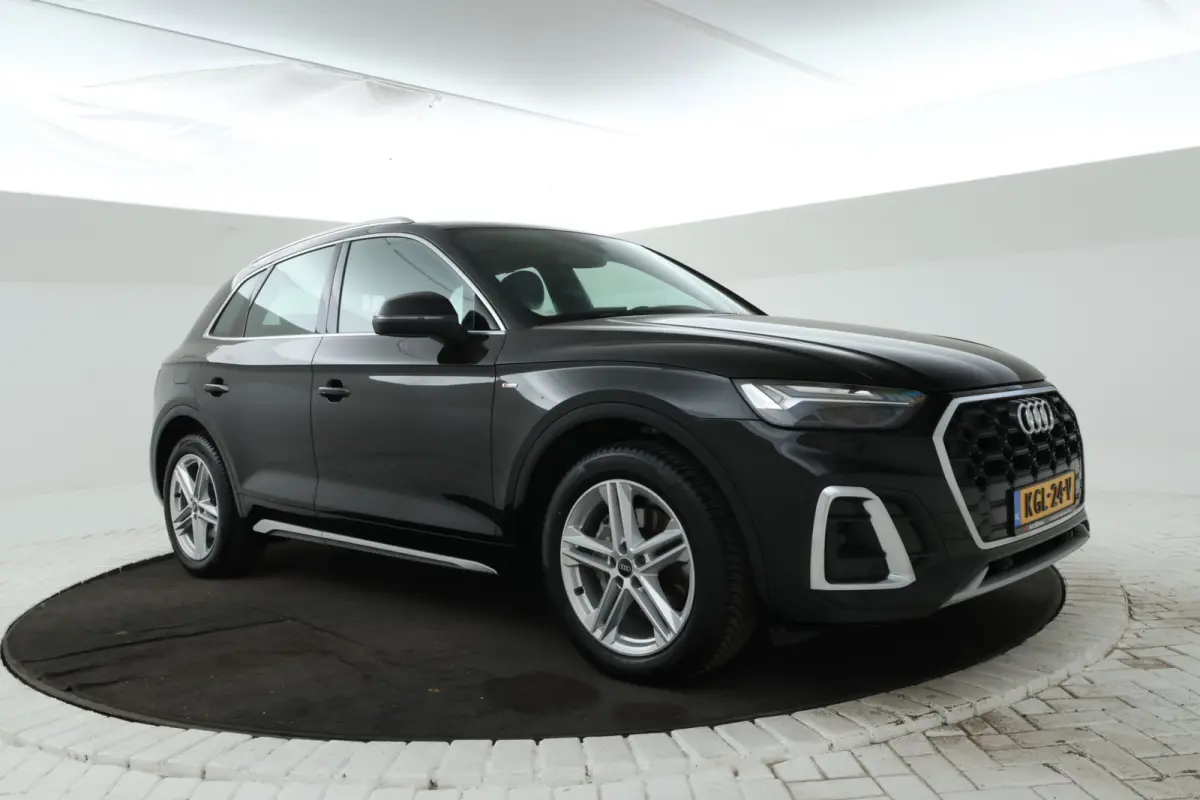 30 TDI Design Stoelverwamring V/A, el schuif-/kanteldak, Trekhaak etc etc
