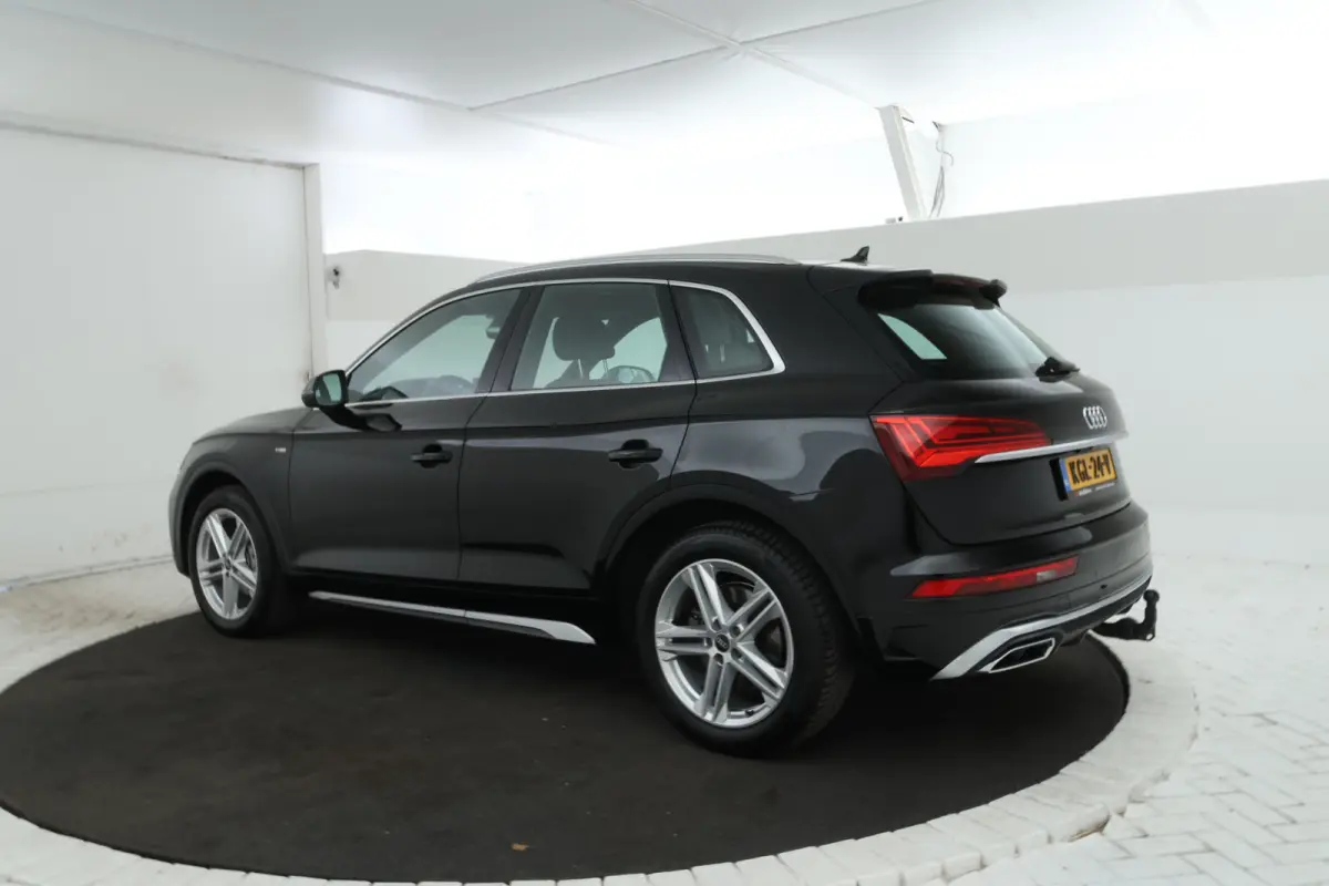 30 TDI Design Stoelverwamring V/A, el schuif-/kanteldak, Trekhaak etc etc