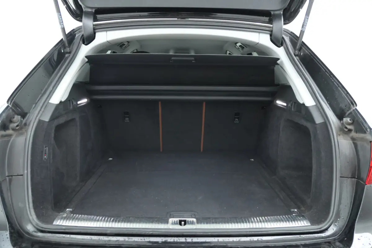 35 TDI S edition 136PK Virtual, Leder, Climate,