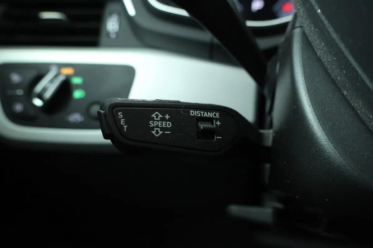 35 TDI S edition 136PK Virtual, Leder, Climate,