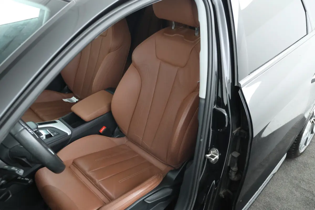 35 TDI S edition 136PK Virtual, Leder, Climate,