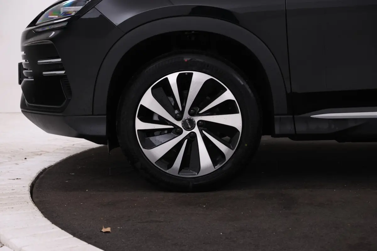 1.5 DM-i FWD Boost Plug in hybrid, Fabrieksnieuw!