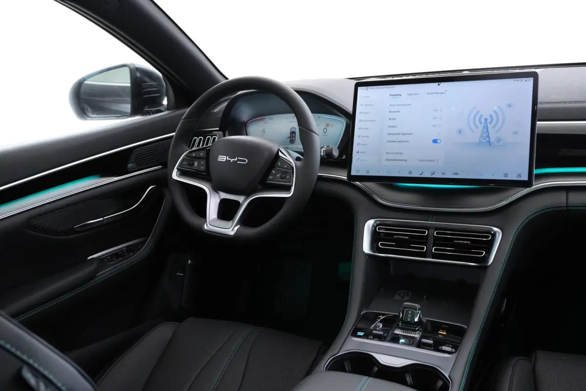 1.5 DM-i FWD Boost Plug in hybrid, Fabrieksnieuw!