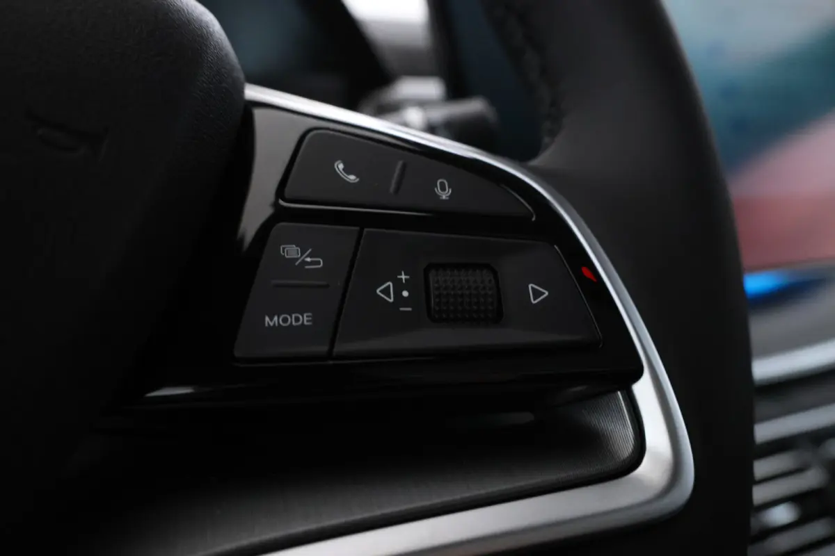 1.5 DM-i FWD Boost Plug in hybrid, Fabrieksnieuw!