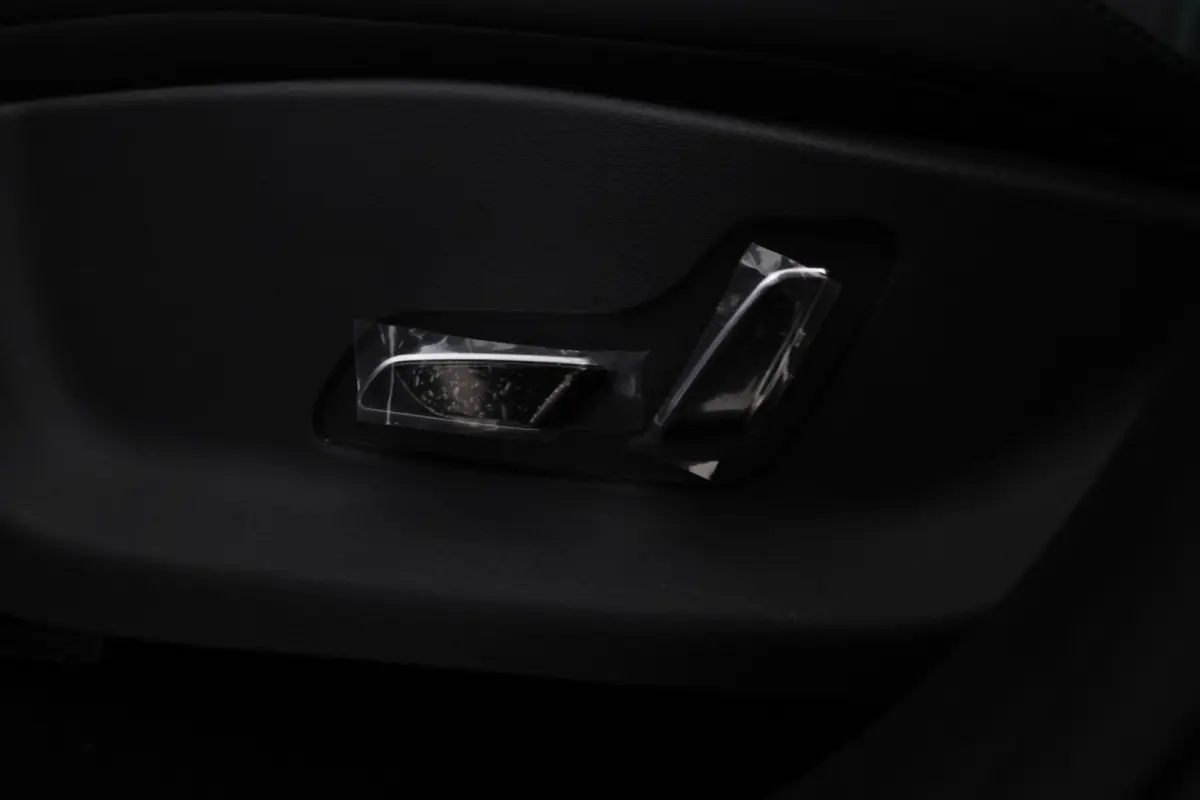 1.5 DM-i FWD Boost Plug in hybrid, Fabrieksnieuw!