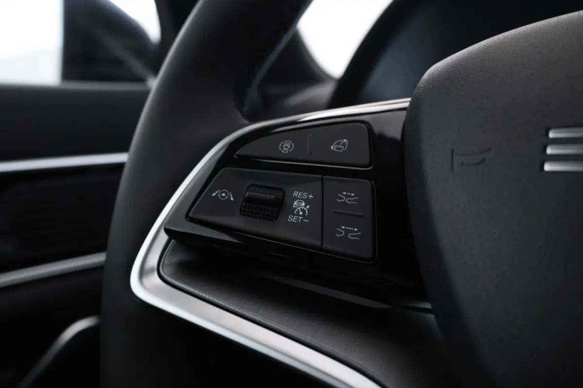 1.5 DM-i FWD Boost Plug in hybrid, Fabrieksnieuw!