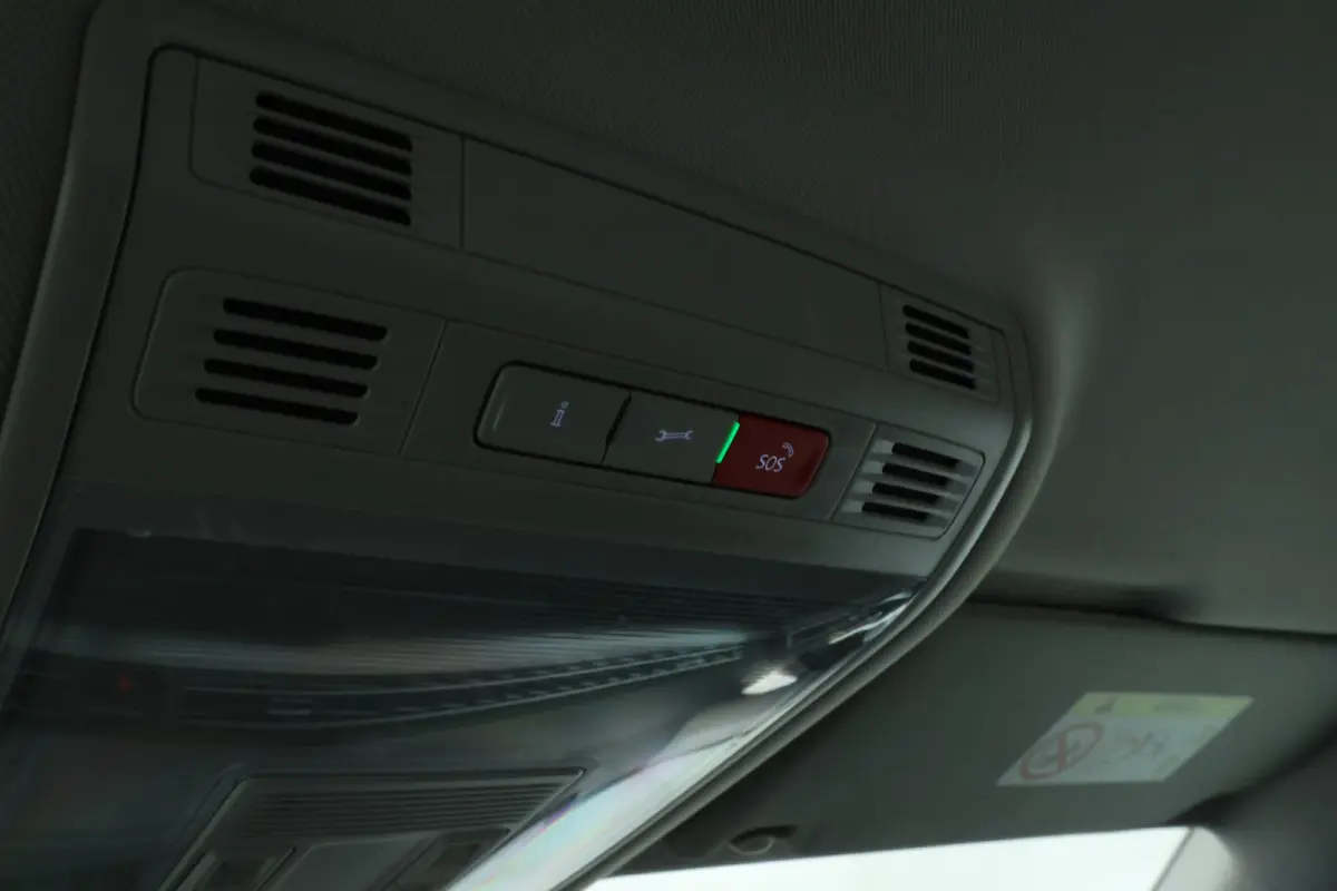 1.6 TDI Comfort Business Automaat, Navigatie, Apple carplay, Climate,